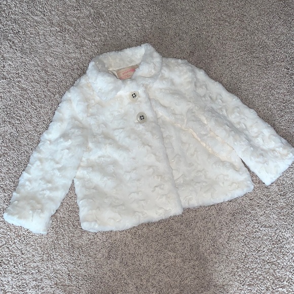 Little girls fur jacket - Picture 1 of 5